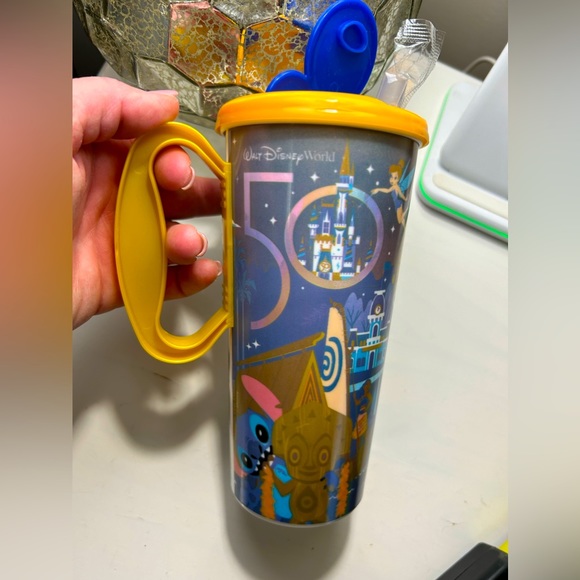 Disney World 50th Anniversary Plastic Mug - Picture 1 of 9